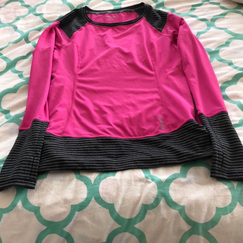 NWOT Reebok Running Top